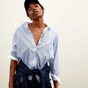 Trovare Vertical Stripe Button Shirt